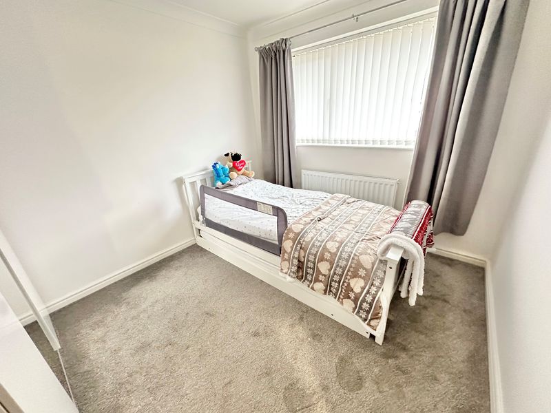 Everest Close Great Sutton